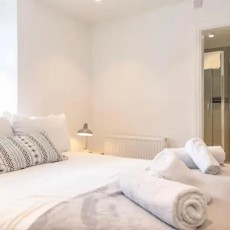 The Snuggery Apartman